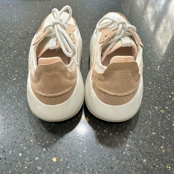 UGG La Cloud Low Sneakers | Chestnut & Lt Pink - Picture 4 of 9